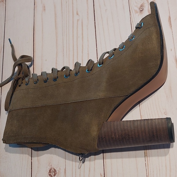 Suede Boots - Picture 3 of 9